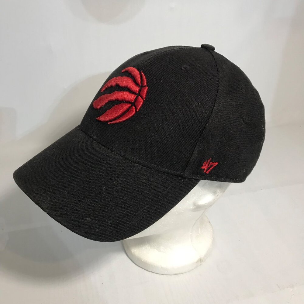 Toronto Raptors '47 Brand OSFA Black Cap With Red Claw Logo